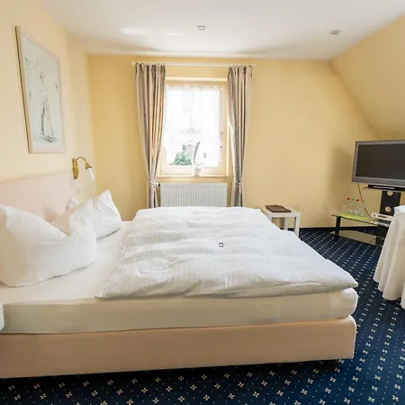 - Restaurant Traube Neuffen