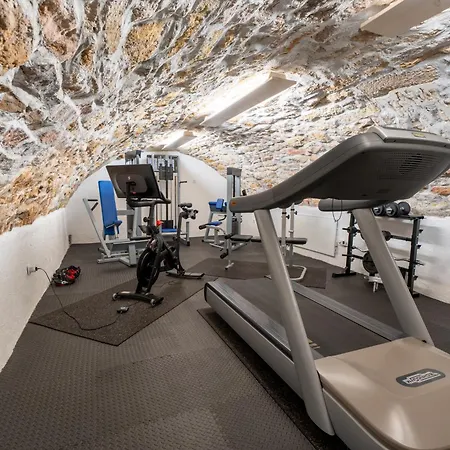 - Restaurant Traube Hotel Neuffen