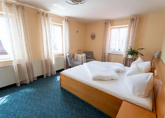 Отель - Restaurant Traube *